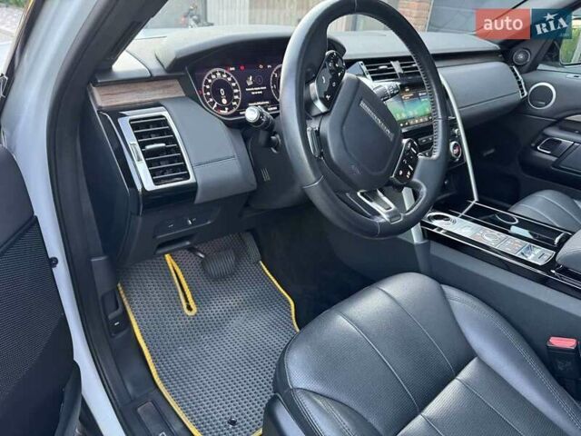 Ленд Ровер Дискавери 2019 в Львове на Automoto.ua Белый Ленд Ровер Дискавери, объемом двигателя 3 л и пробегом 112 тыс. км за 43000 $, фото 10 на Automoto.ua