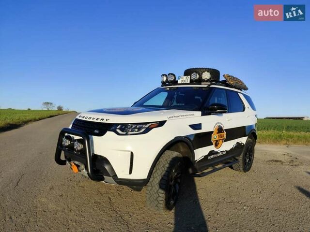 Ленд Ровер Дискавери 2019 в Одессе на Automoto.ua Белый Ленд Ровер Дискавери, объемом двигателя 3 л и пробегом 54 тыс. км за 70000 $, фото 1 на Automoto.ua