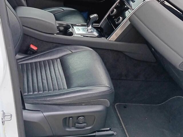 Белый Ленд Ровер Дискавери, объемом двигателя 2 л и пробегом 103 тыс. км за 12900 $, фото 5 на Automoto.ua