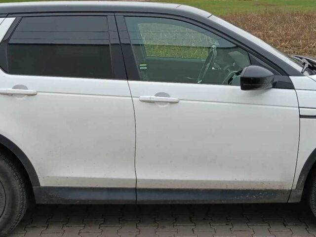 Белый Ленд Ровер Дискавери, объемом двигателя 2 л и пробегом 103 тыс. км за 12900 $, фото 4 на Automoto.ua