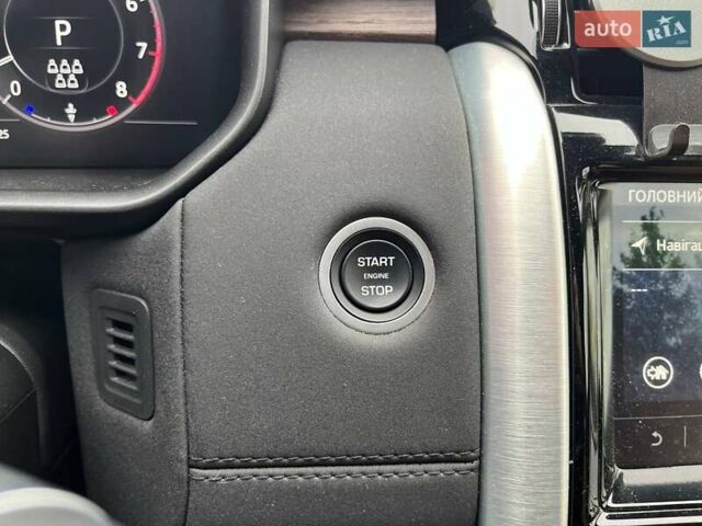 Білий Ленд Ровер Діскавері, об'ємом двигуна 3 л та пробігом 68 тис. км за 45990 $, фото 26 на Automoto.ua