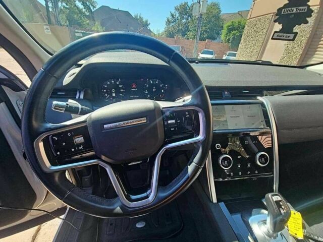 Білий Ленд Ровер Діскавері, об'ємом двигуна 0 л та пробігом 28 тис. км за 32000 $, фото 4 на Automoto.ua