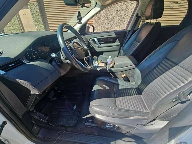 Білий Ленд Ровер Діскавері, об'ємом двигуна 0 л та пробігом 28 тис. км за 32000 $, фото 5 на Automoto.ua