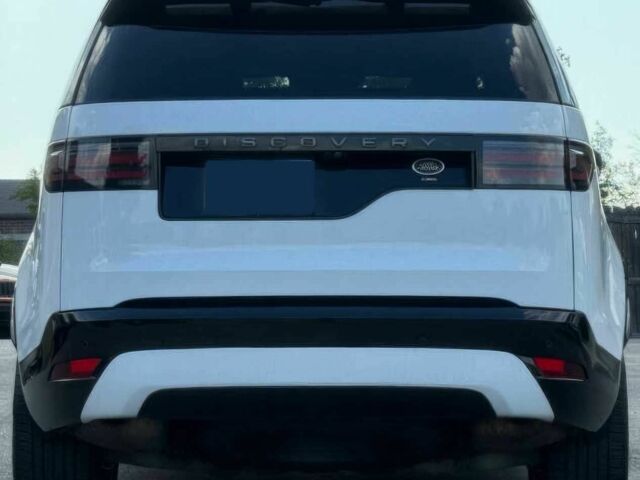 Білий Ленд Ровер Діскавері, об'ємом двигуна 3 л та пробігом 19 тис. км за 19900 $, фото 5 на Automoto.ua