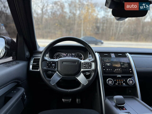 Білий Ленд Ровер Діскавері, об'ємом двигуна 3 л та пробігом 116 тис. км за 67500 $, фото 19 на Automoto.ua