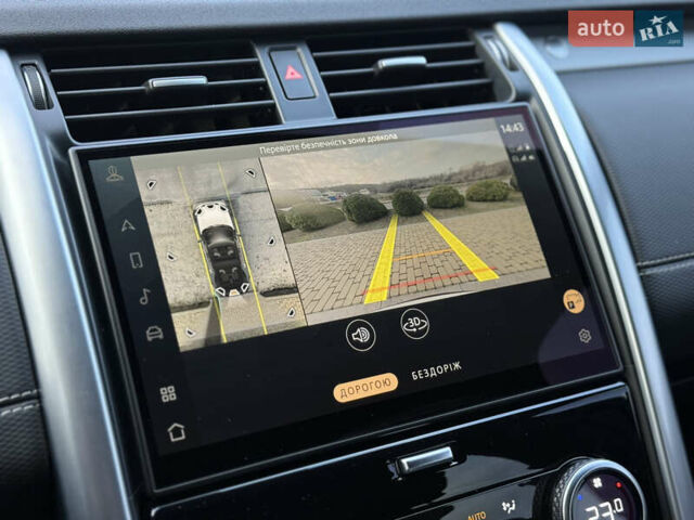 Білий Ленд Ровер Діскавері, об'ємом двигуна 3 л та пробігом 116 тис. км за 67500 $, фото 29 на Automoto.ua