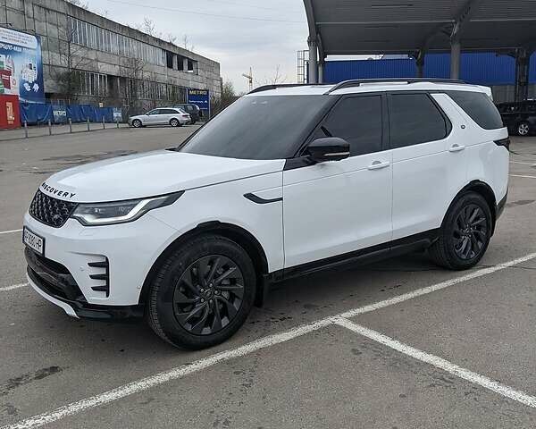 Білий Ленд Ровер Діскавері, об'ємом двигуна 3 л та пробігом 101 тис. км за 69500 $, фото 6 на Automoto.ua