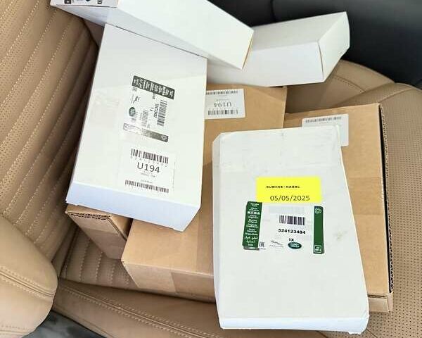 Ленд Ровер Діскавері 2024 у Києві на Automoto.ua Білий Ленд Ровер Діскавері, об'ємом двигуна 3 л та пробігом 2 тис. км за 70000 $, фото 17 на Automoto.ua