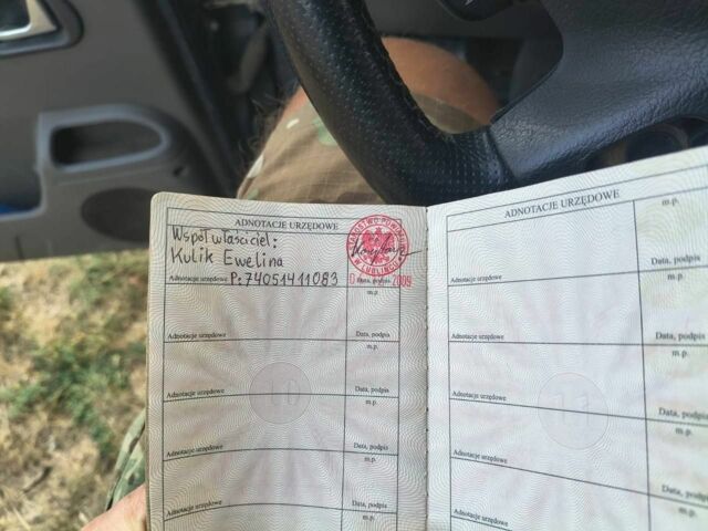 Бежевый Ленд Ровер Дискавери, объемом двигателя 2.5 л и пробегом 376 тыс. км за 3000 $, фото 1 на Automoto.ua