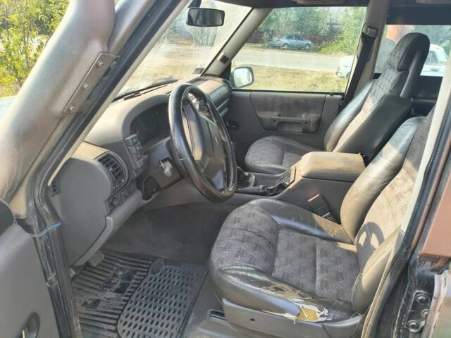 Бежевый Ленд Ровер Дискавери, объемом двигателя 2.5 л и пробегом 376 тыс. км за 3000 $, фото 3 на Automoto.ua