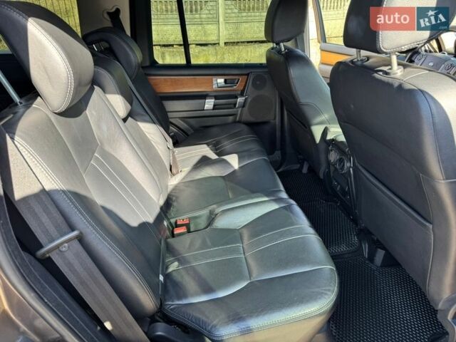 Бежевый Ленд Ровер Дискавери, объемом двигателя 3 л и пробегом 202 тыс. км за 17000 $, фото 17 на Automoto.ua