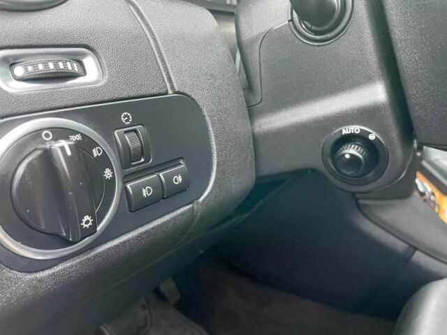 Бежевый Ленд Ровер Дискавери, объемом двигателя 3 л и пробегом 340 тыс. км за 16900 $, фото 14 на Automoto.ua