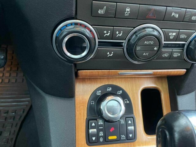 Бежевый Ленд Ровер Дискавери, объемом двигателя 3 л и пробегом 340 тыс. км за 16900 $, фото 17 на Automoto.ua