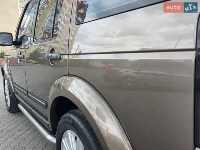 Бежевий Ленд Ровер Діскавері, об'ємом двигуна 3 л та пробігом 245 тис. км за 17999 $, фото 32 на Automoto.ua
