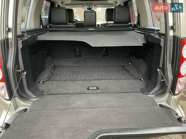 Бежевый Ленд Ровер Дискавери, объемом двигателя 3 л и пробегом 340 тыс. км за 16900 $, фото 13 на Automoto.ua