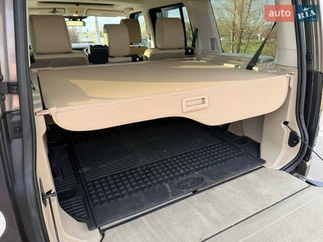 Бежевий Ленд Ровер Діскавері, об'ємом двигуна 3 л та пробігом 164 тис. км за 19000 $, фото 33 на Automoto.ua