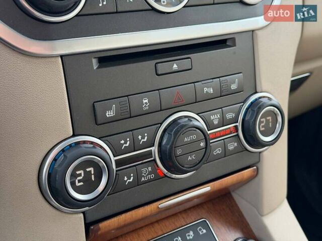 Бежевий Ленд Ровер Діскавері, об'ємом двигуна 3 л та пробігом 164 тис. км за 19000 $, фото 59 на Automoto.ua