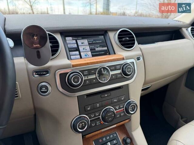 Бежевий Ленд Ровер Діскавері, об'ємом двигуна 3 л та пробігом 164 тис. км за 19000 $, фото 55 на Automoto.ua