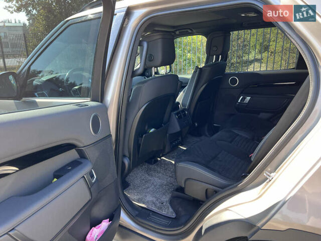 Бежевий Ленд Ровер Діскавері, об'ємом двигуна 3 л та пробігом 155 тис. км за 39900 $, фото 5 на Automoto.ua