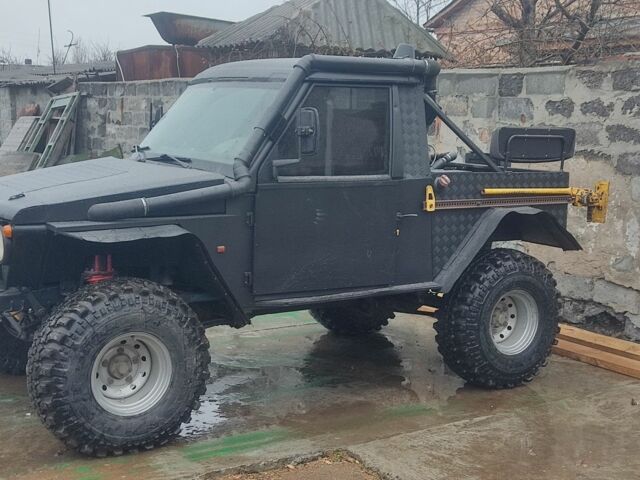 Чорний Ленд Ровер Діскавері, об'ємом двигуна 2 л та пробігом 100 тис. км за 8900 $, фото 1 на Automoto.ua