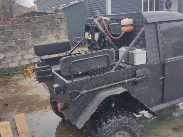 Чорний Ленд Ровер Діскавері, об'ємом двигуна 2 л та пробігом 100 тис. км за 8900 $, фото 3 на Automoto.ua