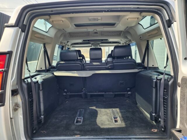 Чорний Ленд Ровер Діскавері, об'ємом двигуна 2.5 л та пробігом 130 тис. км за 6341 $, фото 23 на Automoto.ua