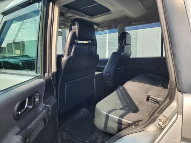 Чорний Ленд Ровер Діскавері, об'ємом двигуна 2.5 л та пробігом 130 тис. км за 6341 $, фото 20 на Automoto.ua