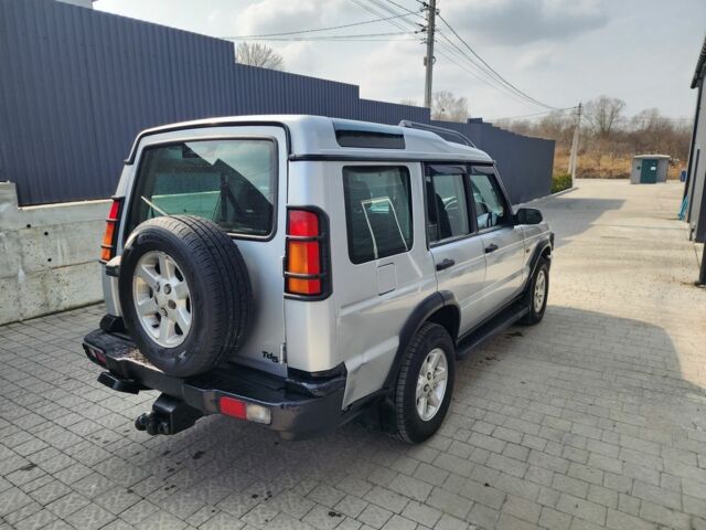 Чорний Ленд Ровер Діскавері, об'ємом двигуна 2.5 л та пробігом 130 тис. км за 6341 $, фото 12 на Automoto.ua