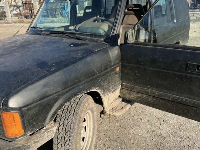 Черный Ленд Ровер Дискавери, объемом двигателя 2.5 л и пробегом 375 тыс. км за 2276 $, фото 6 на Automoto.ua