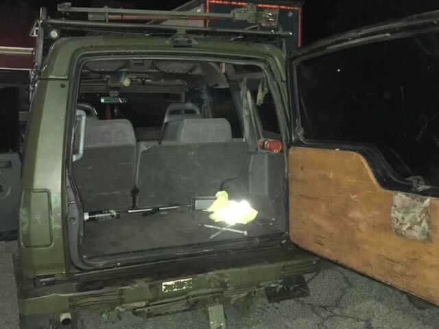 Черный Ленд Ровер Дискавери, объемом двигателя 2.5 л и пробегом 300 тыс. км за 6199 $, фото 12 на Automoto.ua