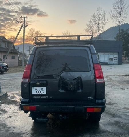 Черный Ленд Ровер Дискавери, объемом двигателя 2.5 л и пробегом 300 тыс. км за 10300 $, фото 11 на Automoto.ua