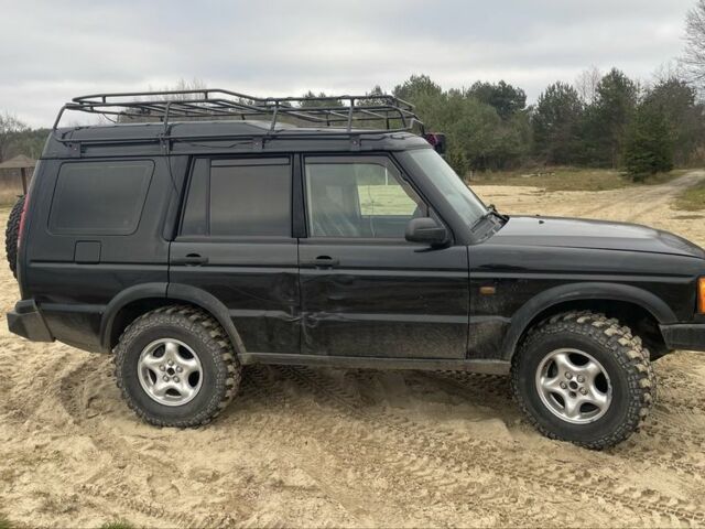 Черный Ленд Ровер Дискавери, объемом двигателя 2.5 л и пробегом 300 тыс. км за 3800 $, фото 2 на Automoto.ua