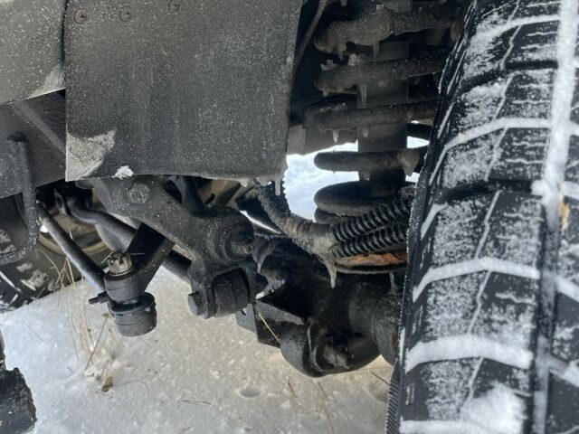 Чорний Ленд Ровер Діскавері, об'ємом двигуна 2.5 л та пробігом 170 тис. км за 6200 $, фото 3 на Automoto.ua