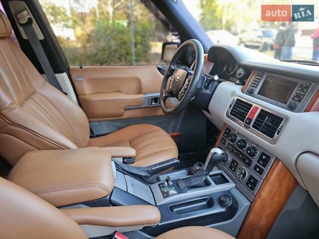 Черный Ленд Ровер Дискавери, объемом двигателя 2.93 л и пробегом 500 тыс. км за 6850 $, фото 2 на Automoto.ua