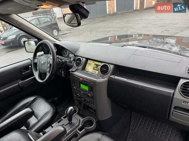 Черный Ленд Ровер Дискавери, объемом двигателя 2.72 л и пробегом 260 тыс. км за 7950 $, фото 26 на Automoto.ua