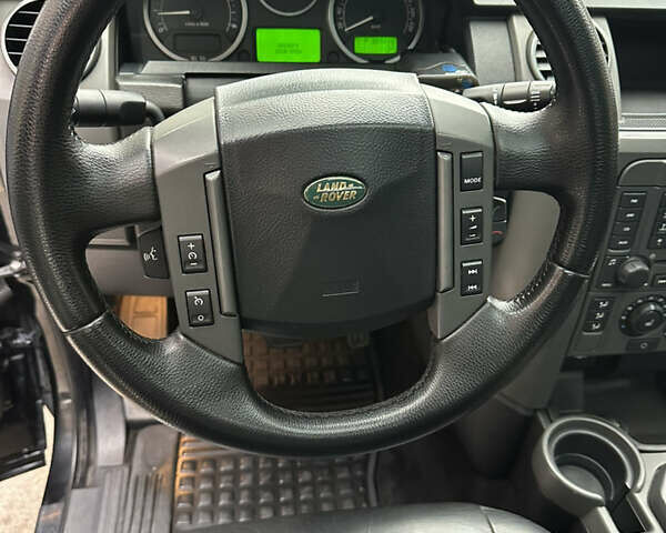 Ленд Ровер Дискавери 2005 в Киеве на Automoto.ua Черный Ленд Ровер Дискавери, объемом двигателя 2.7 л и пробегом 300 тыс. км за 9700 $, фото 13 на Automoto.ua