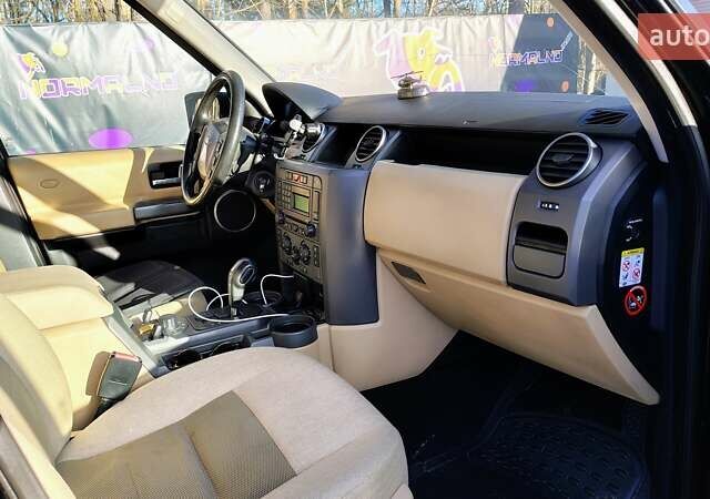 Чорний Ленд Ровер Діскавері, об'ємом двигуна 2.72 л та пробігом 370 тис. км за 13000 $, фото 15 на Automoto.ua