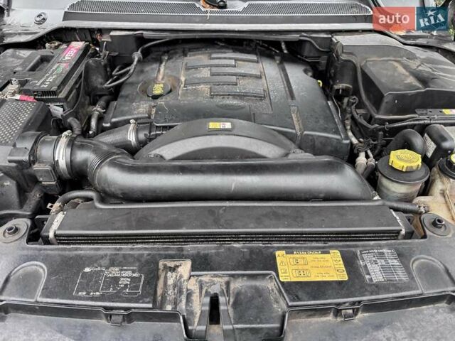 Черный Ленд Ровер Дискавери, объемом двигателя 2.7 л и пробегом 479 тыс. км за 6000 $, фото 13 на Automoto.ua