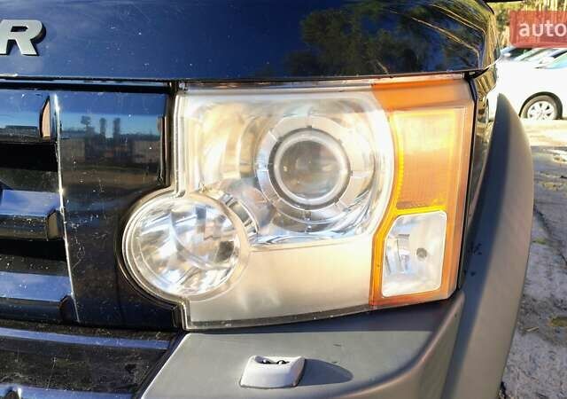 Чорний Ленд Ровер Діскавері, об'ємом двигуна 2.72 л та пробігом 370 тис. км за 13000 $, фото 6 на Automoto.ua