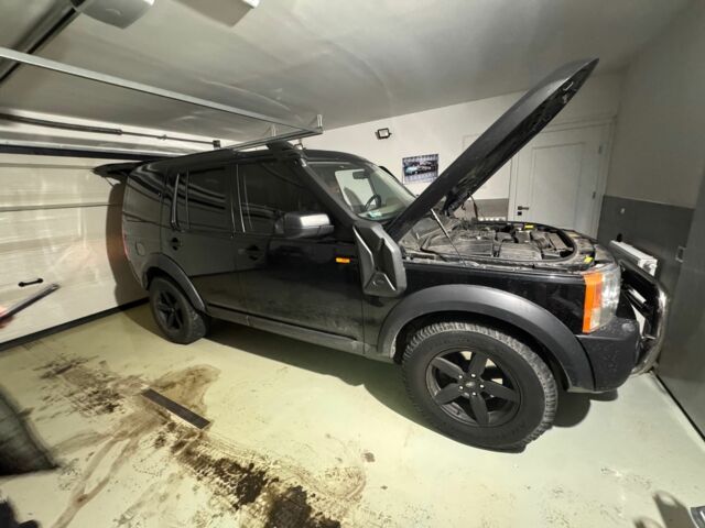 Черный Ленд Ровер Дискавери, объемом двигателя 0 л и пробегом 250 тыс. км за 6881 $, фото 3 на Automoto.ua