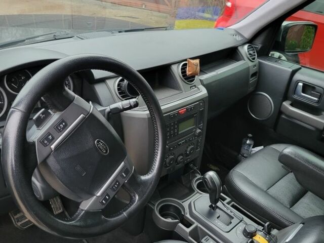 Чорний Ленд Ровер Діскавері, об'ємом двигуна 2.7 л та пробігом 232 тис. км за 9800 $, фото 9 на Automoto.ua