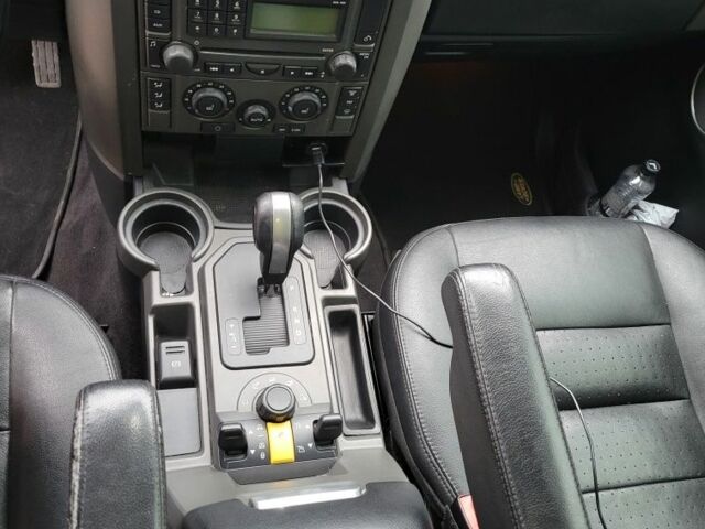 Чорний Ленд Ровер Діскавері, об'ємом двигуна 2.7 л та пробігом 232 тис. км за 9800 $, фото 11 на Automoto.ua