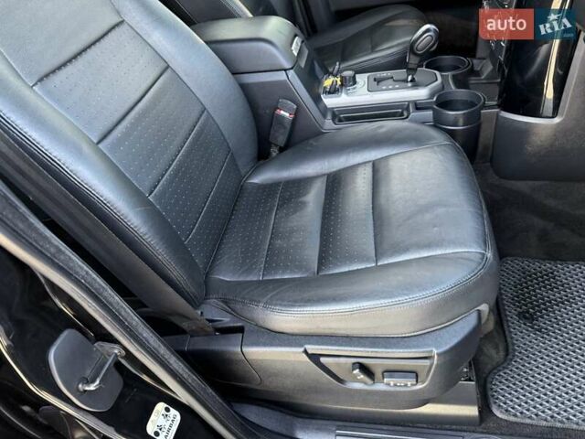 Ленд Ровер Дискавери 2007 в Черновцах на Automoto.ua Черный Ленд Ровер Дискавери, объемом двигателя 2.7 л и пробегом 311 тыс. км за 13800 $, фото 10 на Automoto.ua