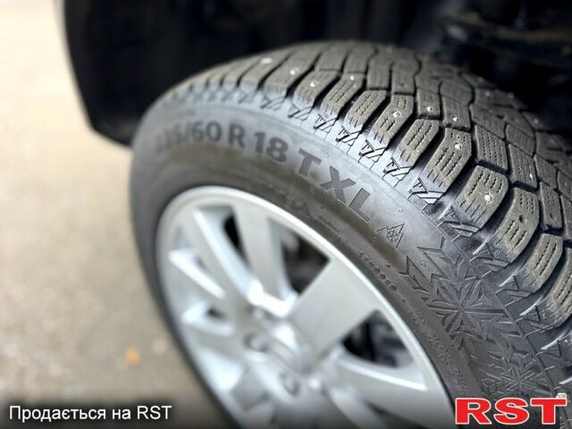 Чорний Ленд Ровер Діскавері, об'ємом двигуна 2.7 л та пробігом 299 тис. км за 4400 $, фото 8 на Automoto.ua