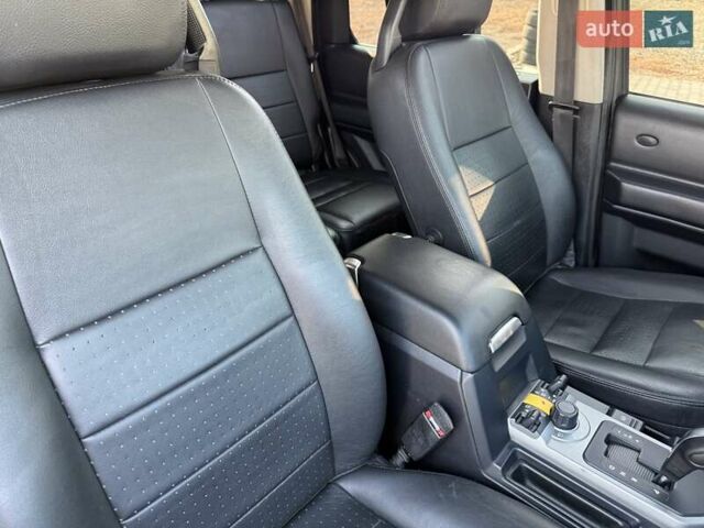 Ленд Ровер Дискавери 2007 в Черновцах на Automoto.ua Черный Ленд Ровер Дискавери, объемом двигателя 2.7 л и пробегом 311 тыс. км за 13800 $, фото 9 на Automoto.ua