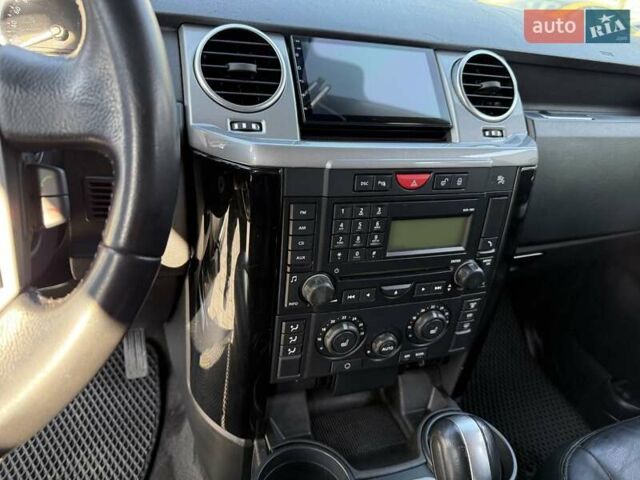 Чорний Ленд Ровер Діскавері, об'ємом двигуна 2.7 л та пробігом 230 тис. км за 9300 $, фото 19 на Automoto.ua