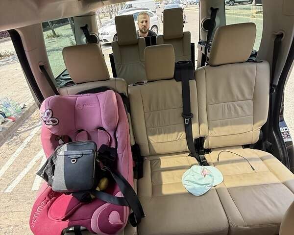 Чорний Ленд Ровер Діскавері, об'ємом двигуна 2.7 л та пробігом 300 тис. км за 4800 $, фото 3 на Automoto.ua