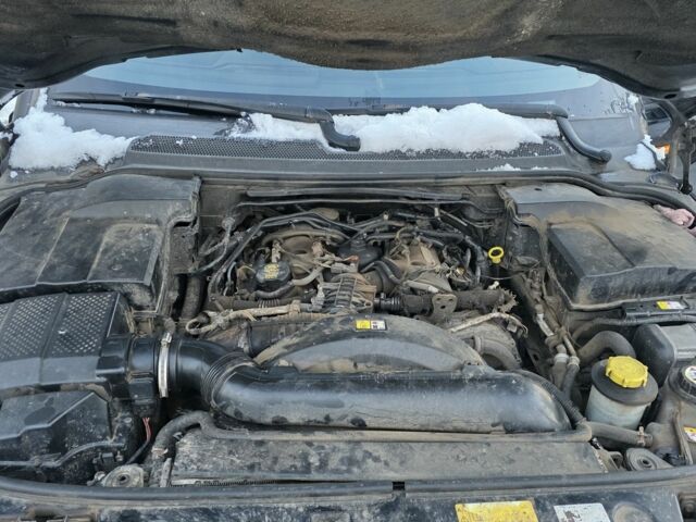 Черный Ленд Ровер Дискавери, объемом двигателя 2.7 л и пробегом 237 тыс. км за 3888 $, фото 18 на Automoto.ua