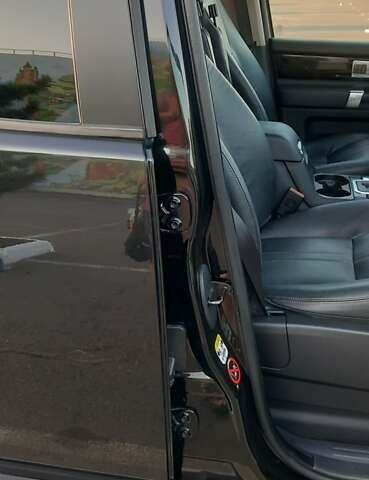 Чорний Ленд Ровер Діскавері, об'ємом двигуна 3 л та пробігом 225 тис. км за 16500 $, фото 27 на Automoto.ua