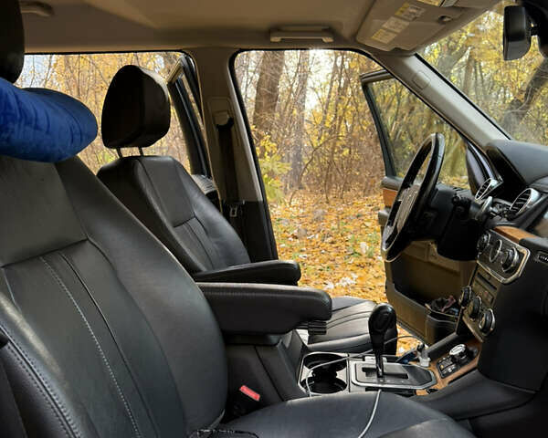 Ленд Ровер Діскавері 2011 у Дніпро (Дніпропетровську) на Automoto.ua Чорний Ленд Ровер Діскавері, об'ємом двигуна 2.99 л та пробігом 285 тис. км за 12000 $, фото 28 на Automoto.ua